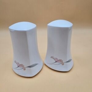 Nikko Japan Salt & Pepper Shakers Vintage Interlocking Floral Pink Iris White